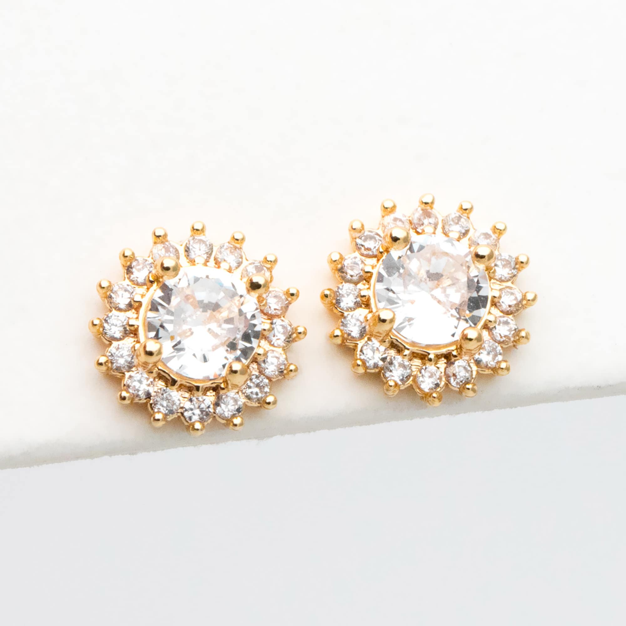 4pcs CZ Pave Gold Flower Ear Posts 8mm, Gold Plated Brass Stud Earrings (#GB-3371)